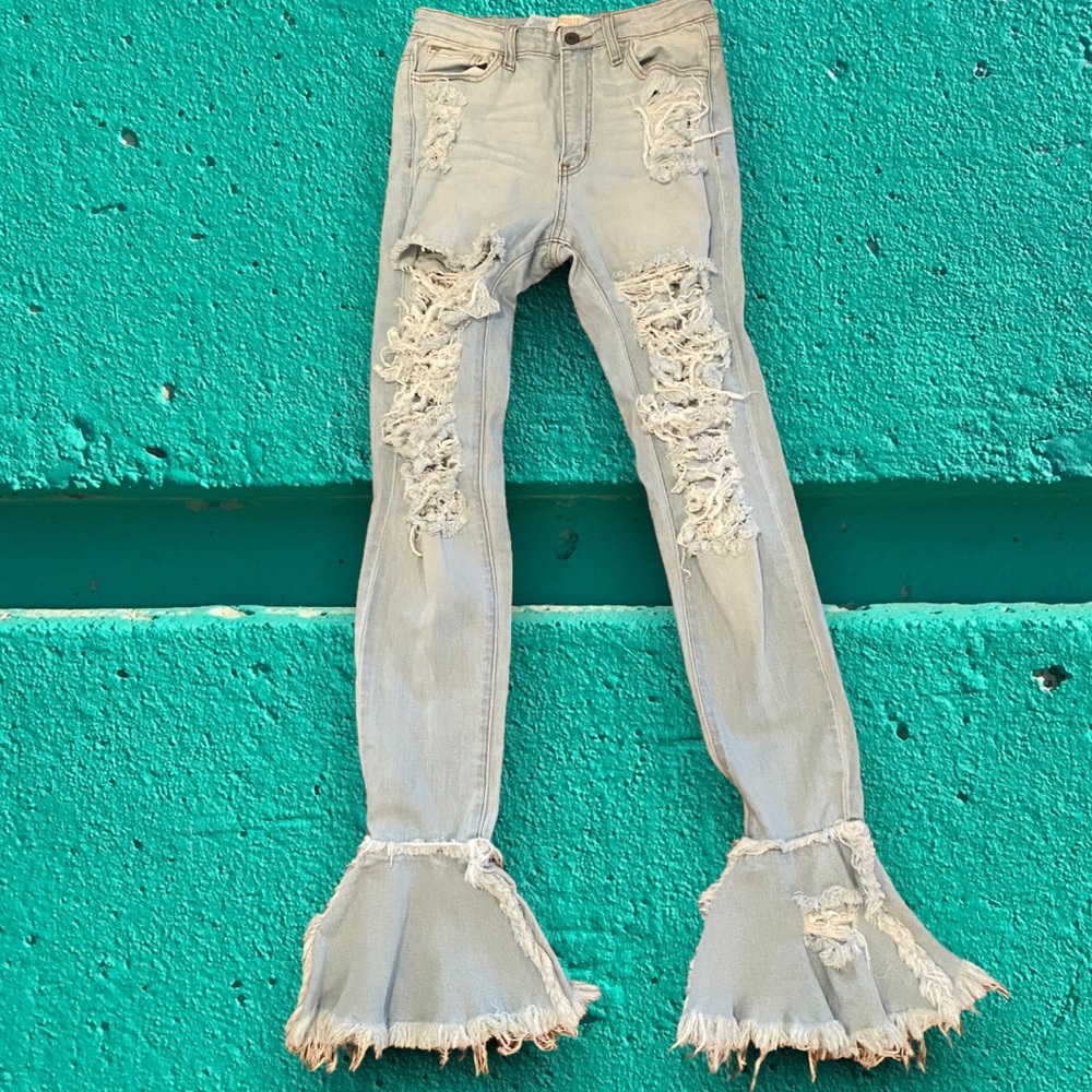 Highwaisted Distressed Jeans ✨